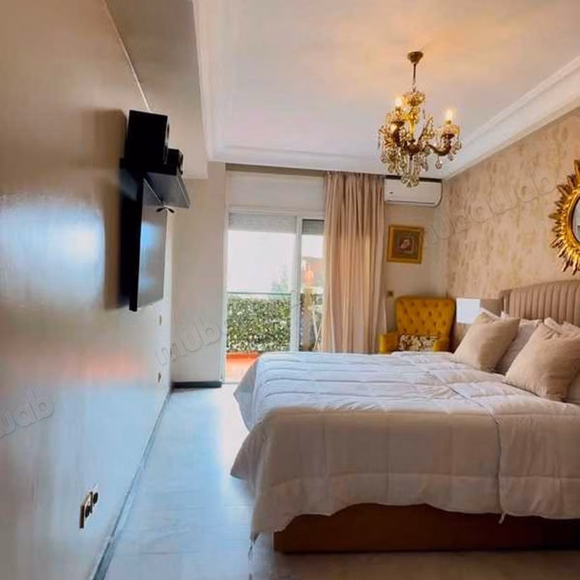 Appartement te Koop van 161.0 m² in Casablanca, Burger