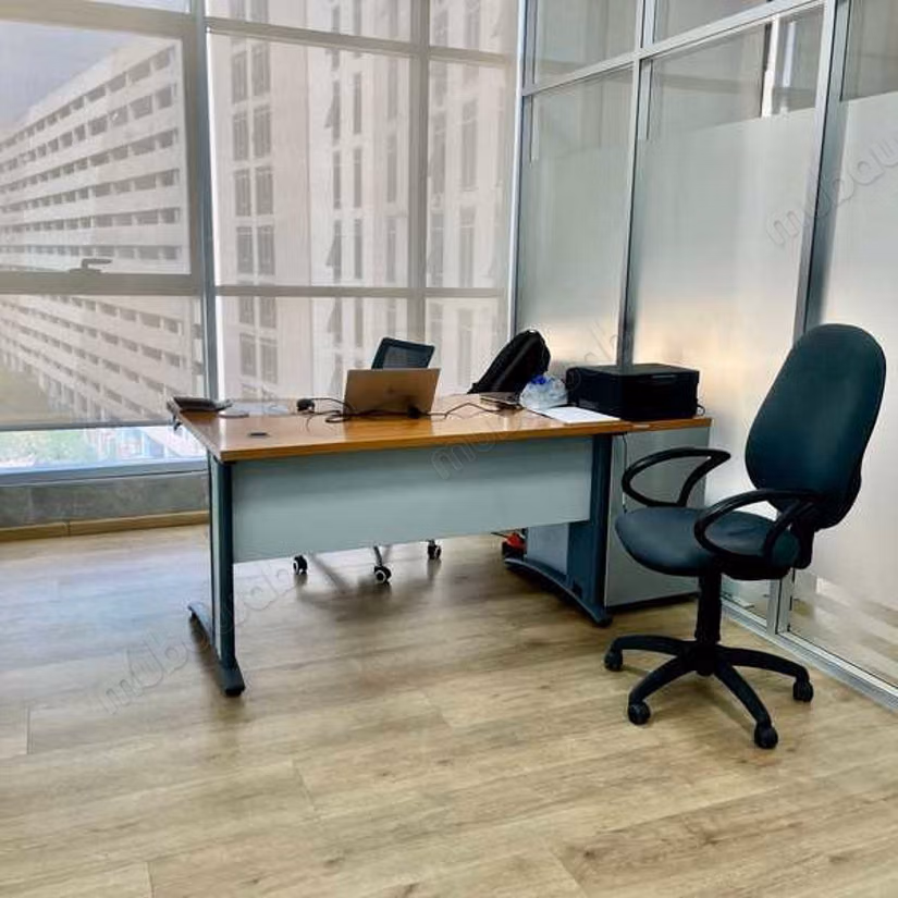 Bureau à Louer de 161.0 m² à Casablanca, Sidi Maarouf