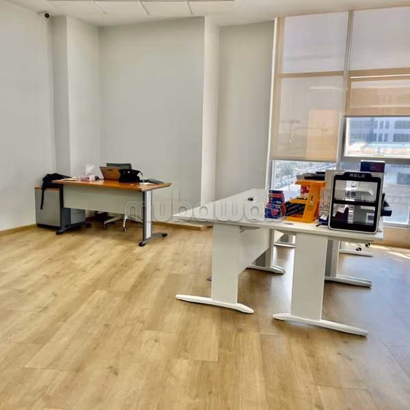 Ufficio in Affitto di 161.0 m² a Casablanca, Sidi Maarouf