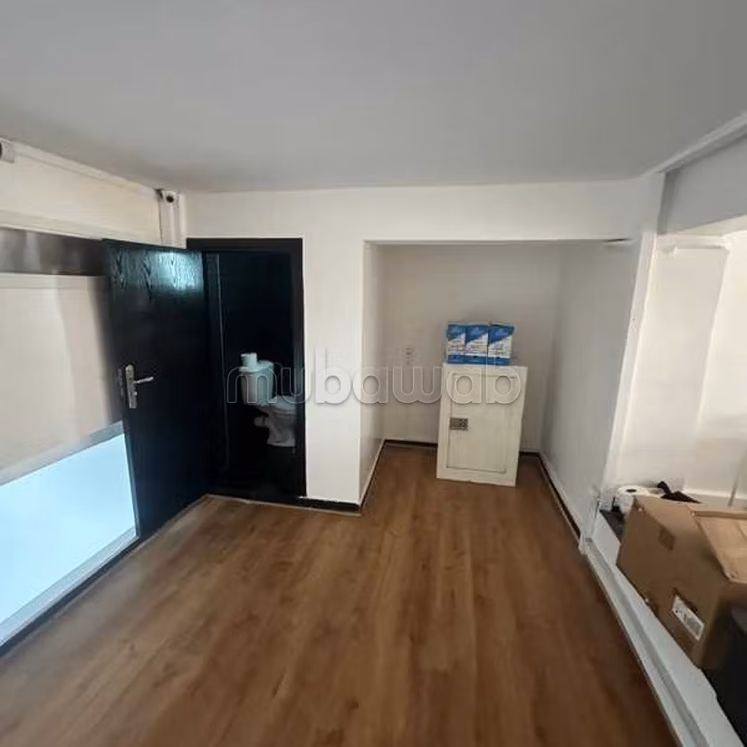 Local comercial a la venta de 296.0 m² en Casablanca, Beausejour