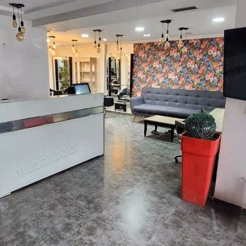 Commercieel pand te huur van 108.0 m² in Casablanca, Belvedere Roches Noires