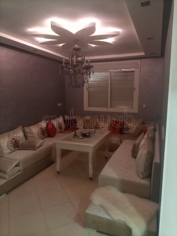 Een mooi appartement te koop, volledig uitgerust,