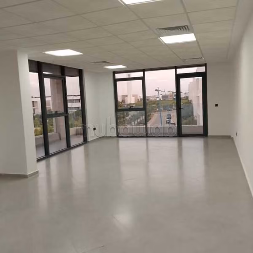 Ufficio in Affitto di 91.0 m² a Casablanca, Almaz Hay Hassani