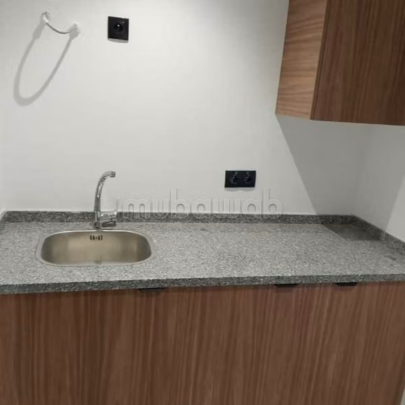 Ufficio in Affitto di 91.0 m² a Casablanca, Almaz Hay Hassani