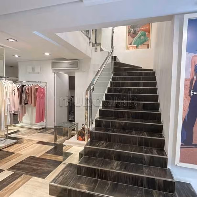 Local comercial en alquiler de 154.0 m² en Casablanca, Bourgogne Anfa