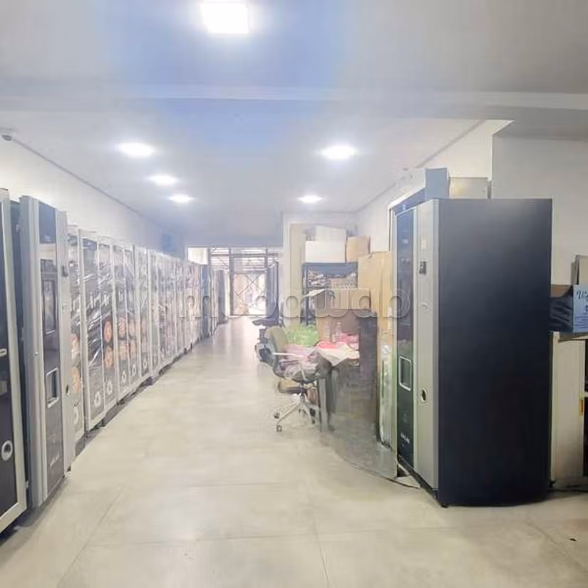 Negozio in affitto di 139.0 m² a Casablanca, Burger