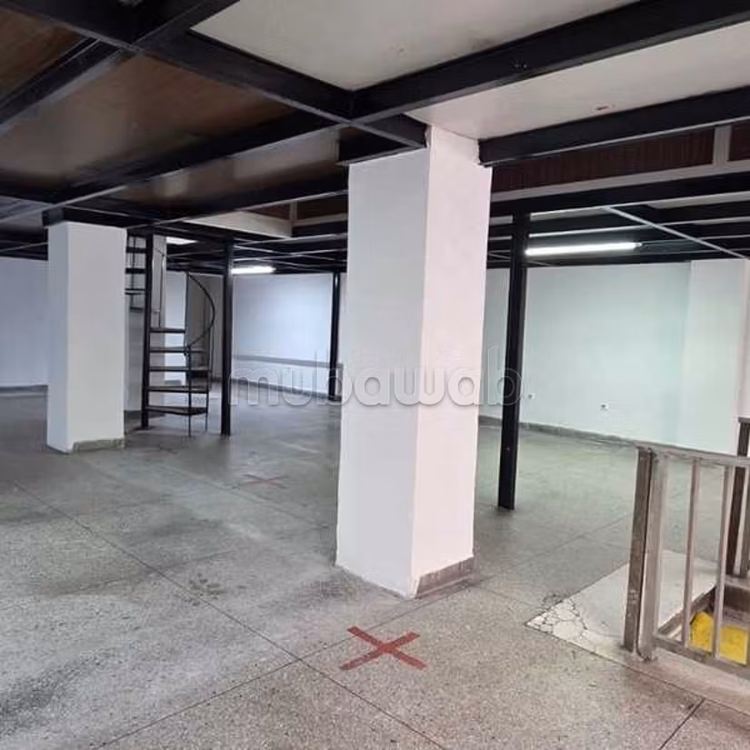 Negozio in affitto di 87.0 m² a Casablanca, Ospedali