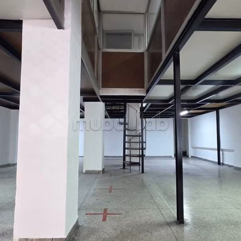 Negozio in affitto di 87.0 m² a Casablanca, Ospedali