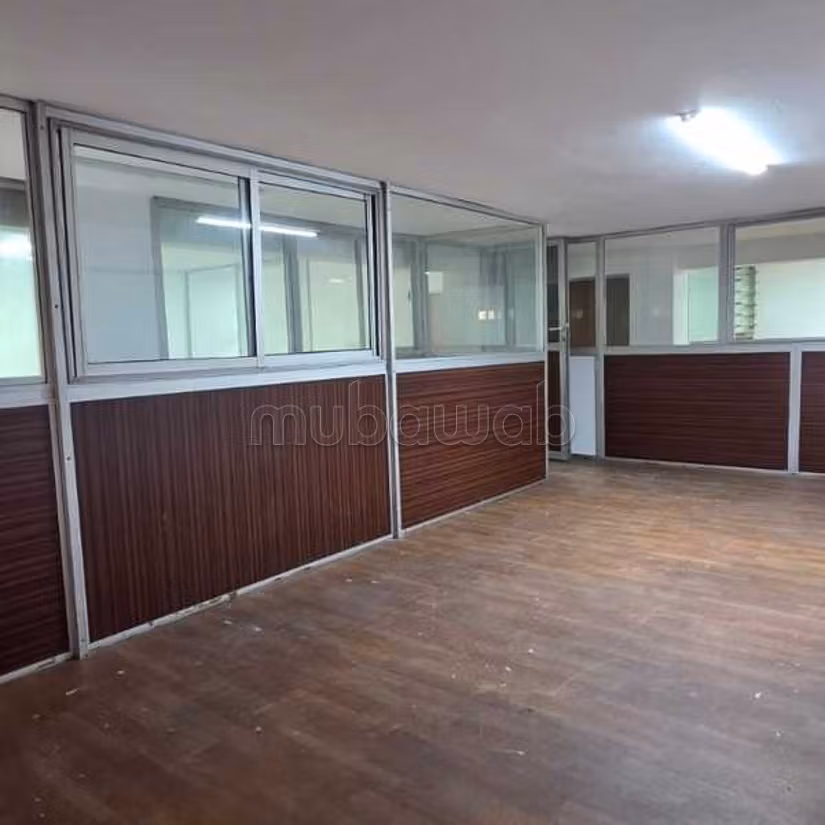 Negozio in affitto di 87.0 m² a Casablanca, Ospedali