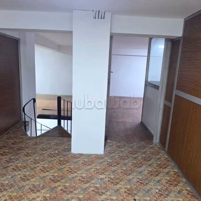 Negozio in affitto di 87.0 m² a Casablanca, Ospedali