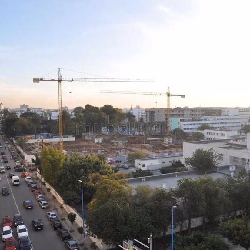 Ufficio in Vendita di 90,0 m² a Casablanca, Ospedali