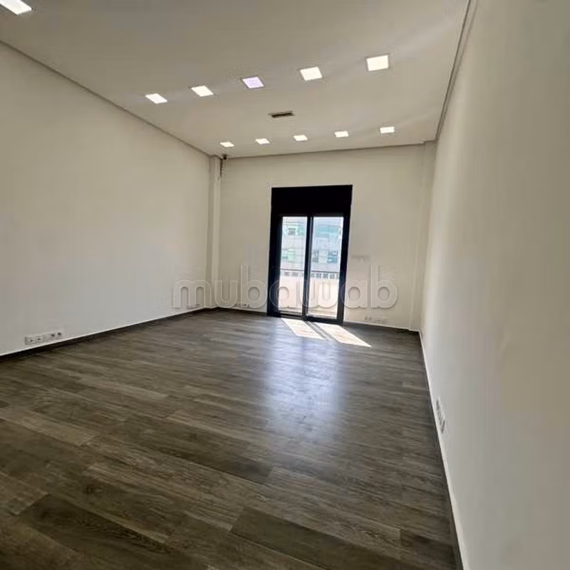 Ufficio in Vendita di 90,0 m² a Casablanca, Ospedali