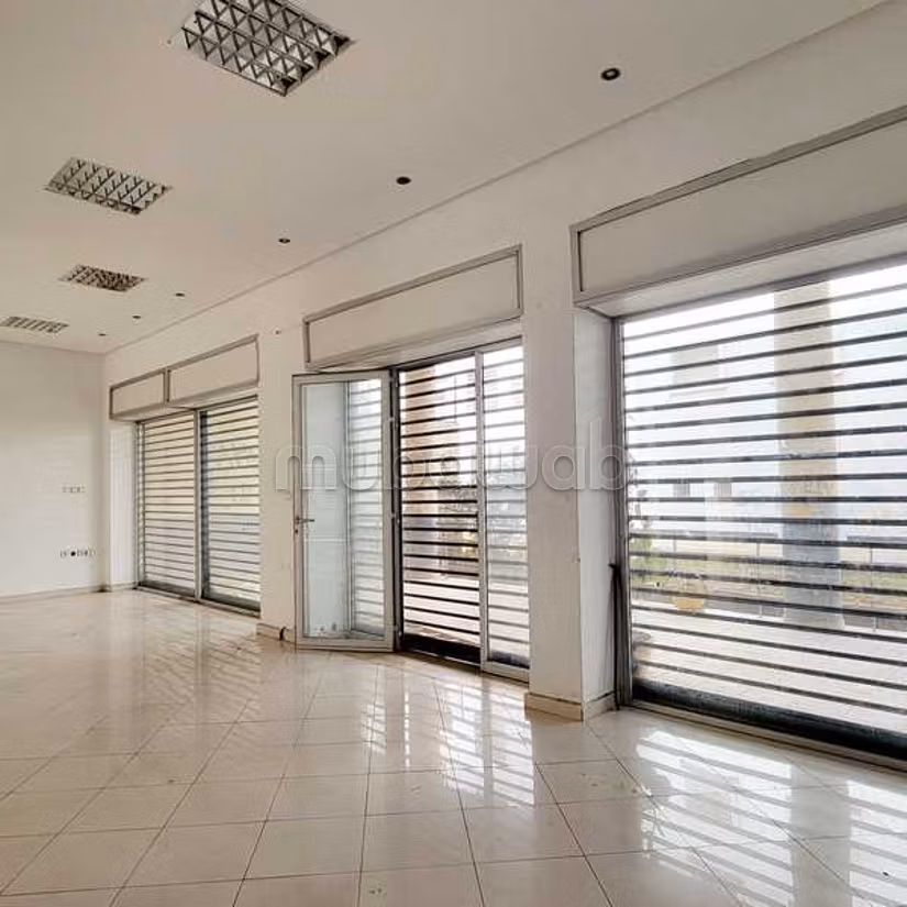 Negozio in affitto di 133,0 m² a Casablanca, Palmier Maarif