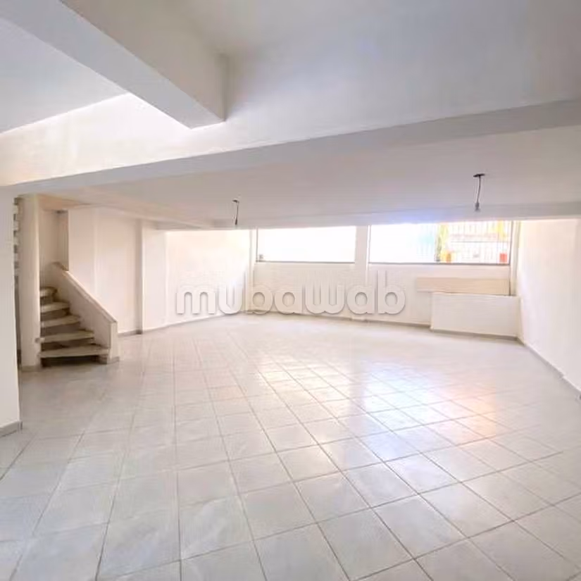 Local comercial en alquiler de 175.0 m² en Dar Bouazza, Errahma