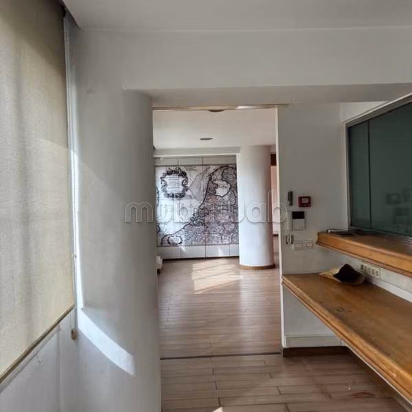Ufficio in Vendita di 122.0 m² a Casablanca, Ospedali