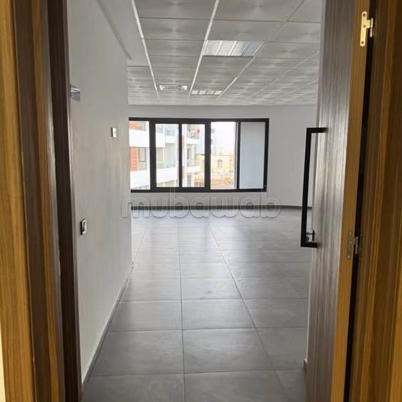 Ufficio in Vendita di 94.0 m² a Casablanca, Ospedali