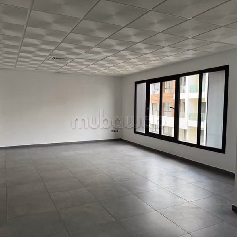 Ufficio in Vendita di 94.0 m² a Casablanca, Ospedali