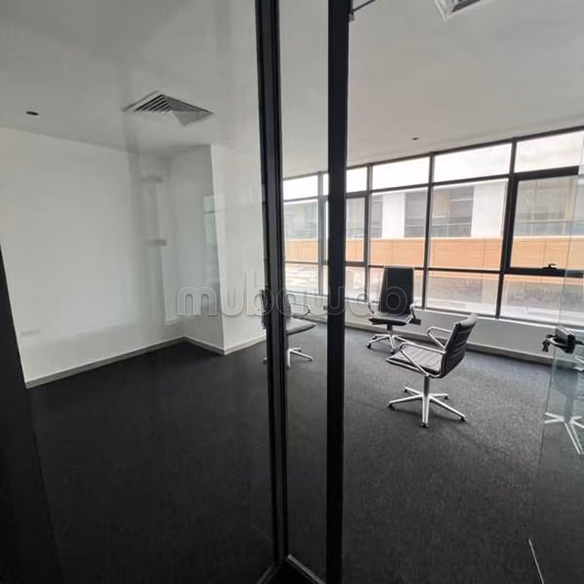 Ufficio in Affitto di 104.0 m² a Casablanca, Sidi Maarouf
