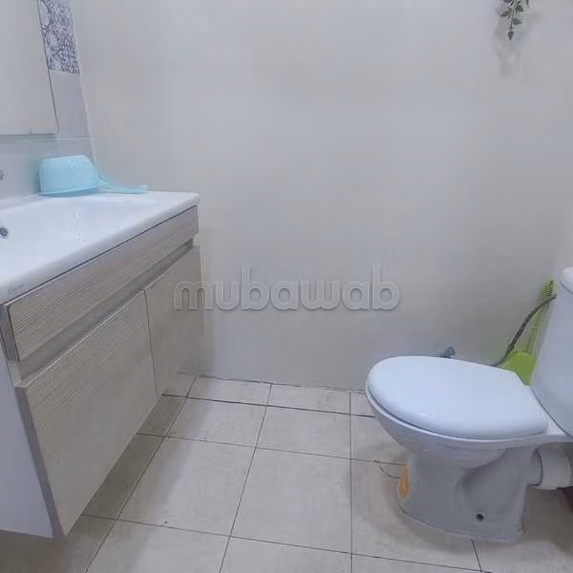 Bureau à Vendre de 145.0 m² à Casablanca, Belvedere Roches Noires