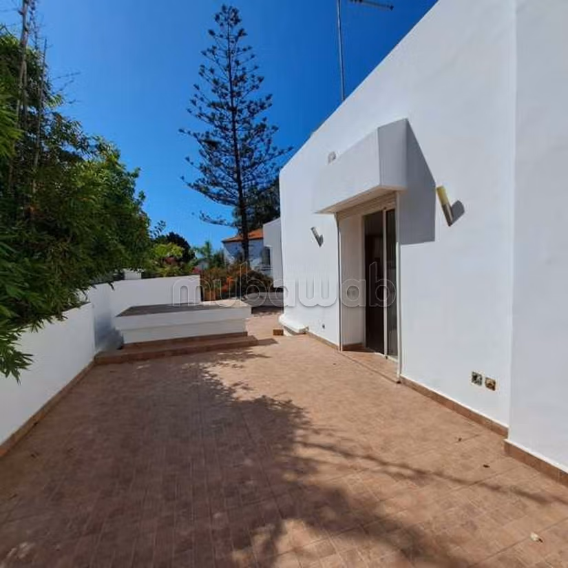 Ufficio in Affitto di 293.0 m² a Casablanca, Ain Diab