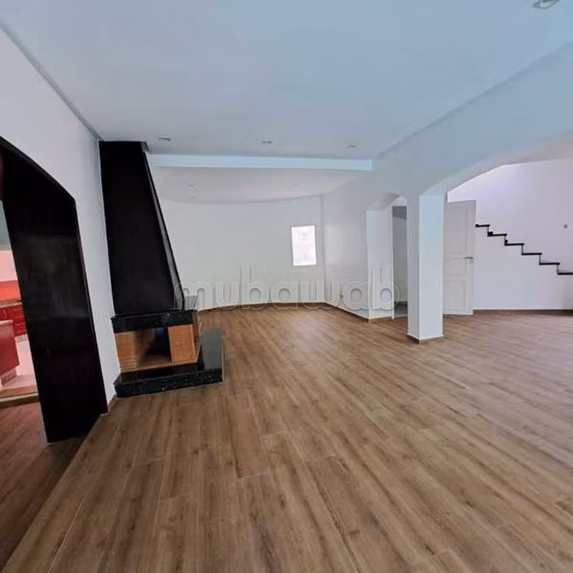 Ufficio in Affitto di 293.0 m² a Casablanca, Ain Diab
