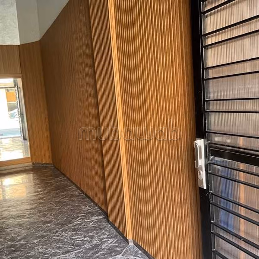 Oficina en Venta de 95.0 m² en Casablanca, Ain Sebaa