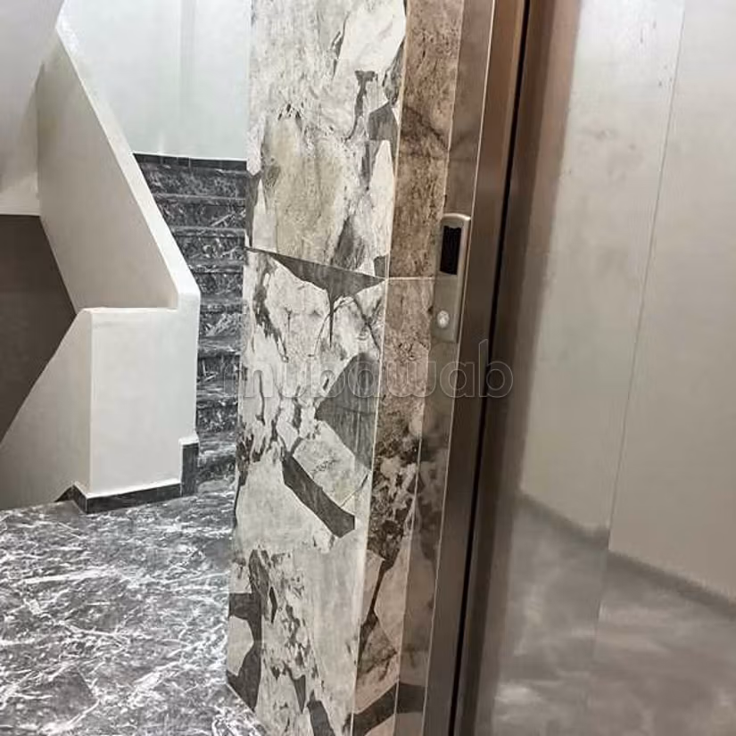 Oficina en Venta de 95.0 m² en Casablanca, Ain Sebaa