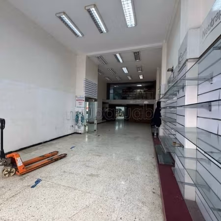 Local comercial en alquiler de 258.0 m² en Casablanca, Bourgogne Sidi Belyout