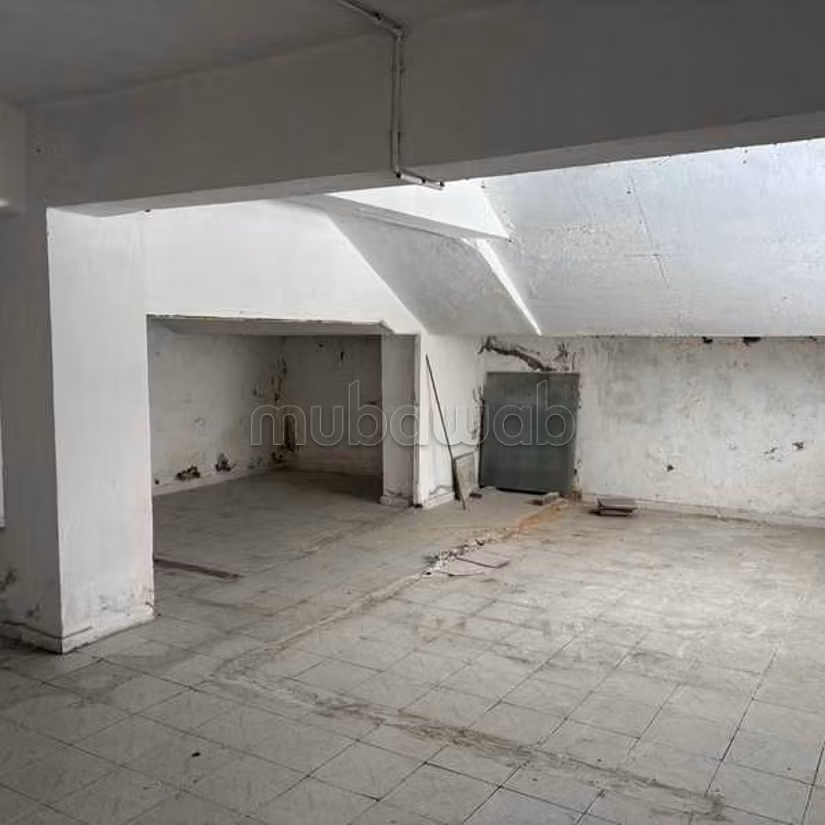 Commerciële ruimte te koop van 362,0 m² in Casablanca, Ziekenhuizen