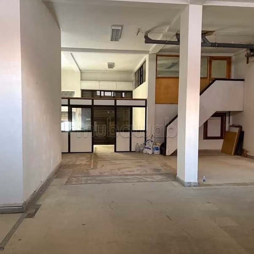 Commerciële ruimte te koop van 362,0 m² in Casablanca, Ziekenhuizen