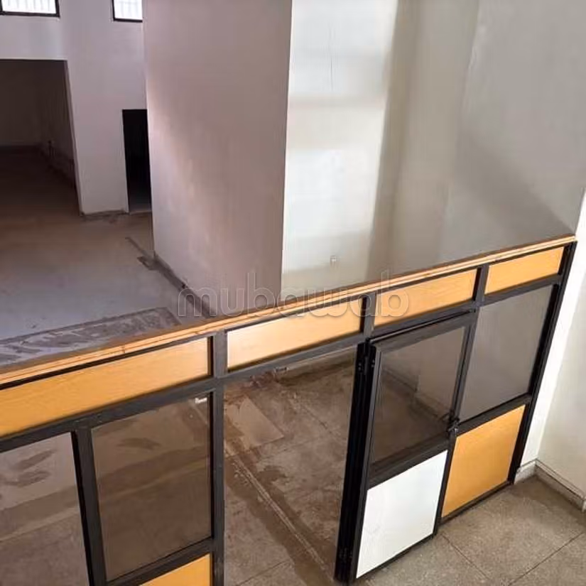 Commerciële ruimte te koop van 362,0 m² in Casablanca, Ziekenhuizen