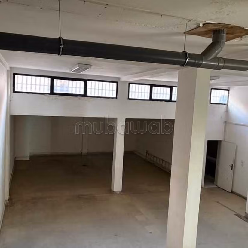 Commerciële ruimte te koop van 362,0 m² in Casablanca, Ziekenhuizen
