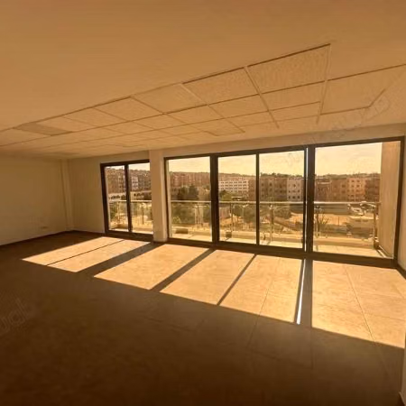 Bureau à Louer de 66.0 m² à Casablanca, Anassi