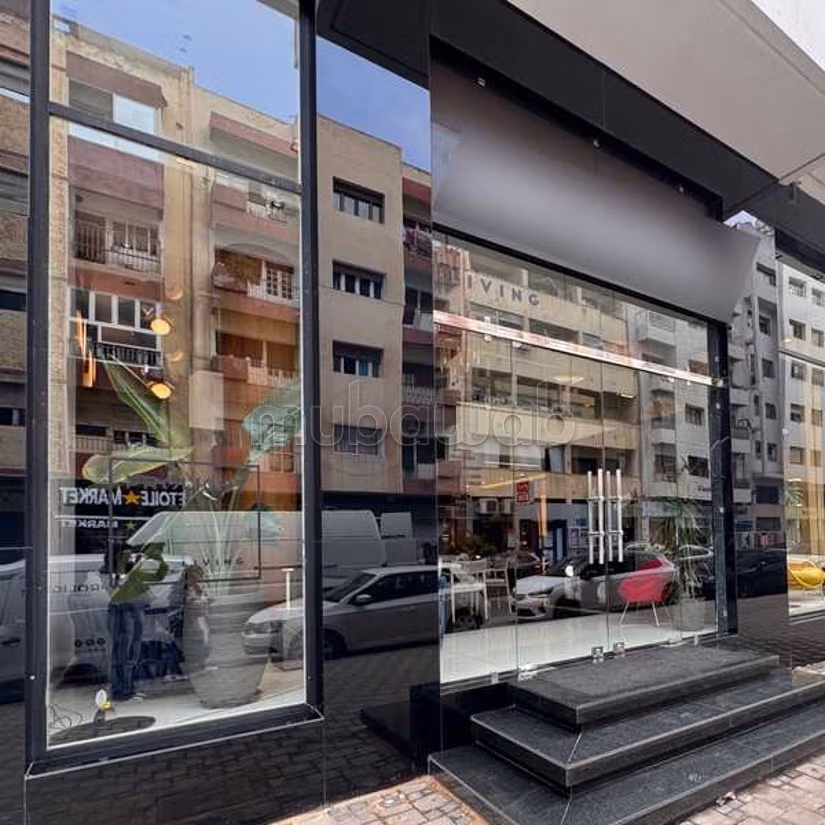 Local comercial a la venta de 226.0 m² en Casablanca, Maarif Extension