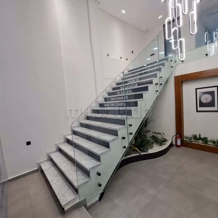 Local comercial a la venta de 193,0 m² en Casablanca, Hospitales