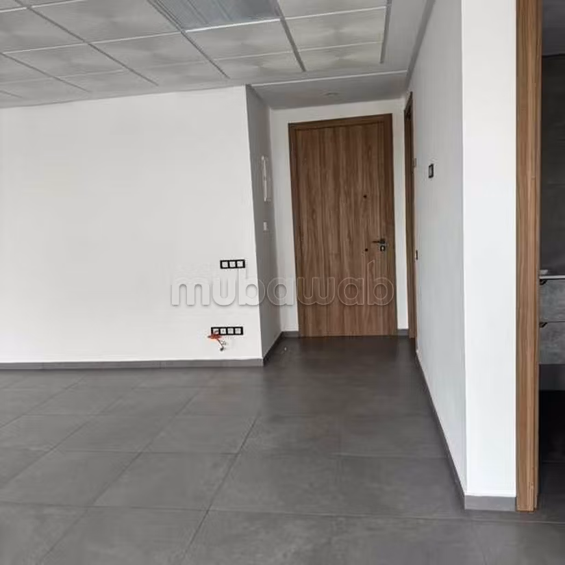 Ufficio in Affitto di 94.0 m² a Casablanca, Ospedali