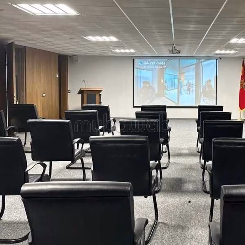 Ufficio in Affitto di 94.0 m² a Casablanca, Ospedali