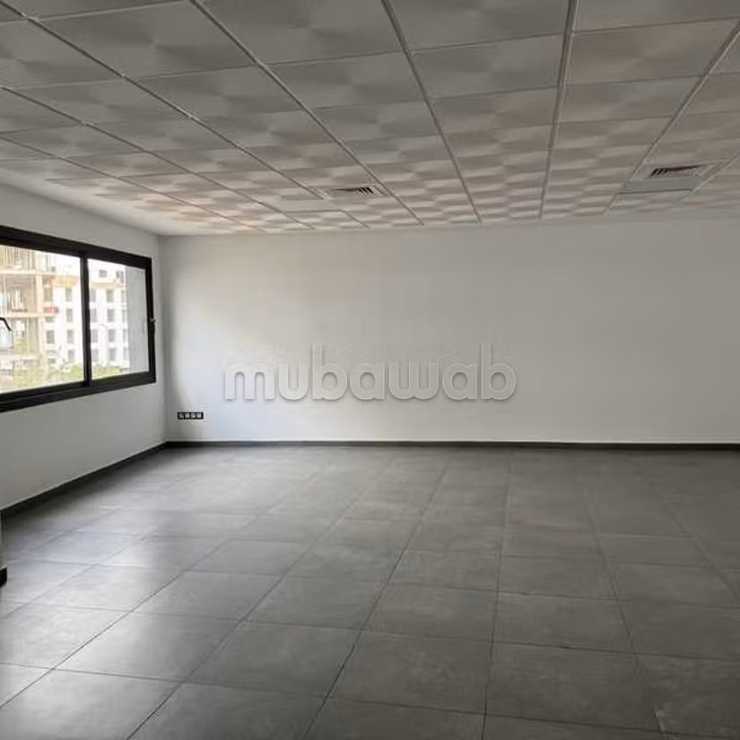 Ufficio in Affitto di 94.0 m² a Casablanca, Ospedali