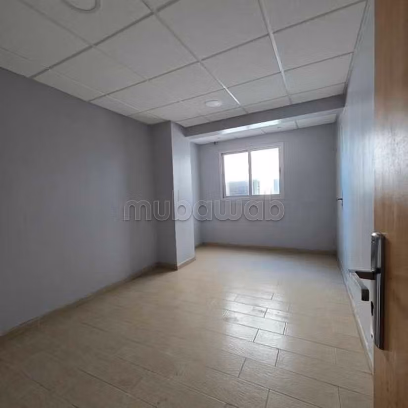 Ufficio in Affitto di 124.0 m² a Casablanca, Bourgogne Anfa