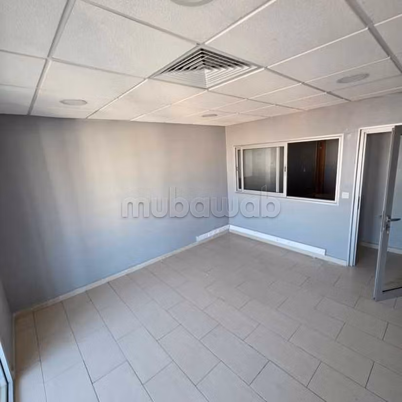 Ufficio in Affitto di 124.0 m² a Casablanca, Bourgogne Anfa
