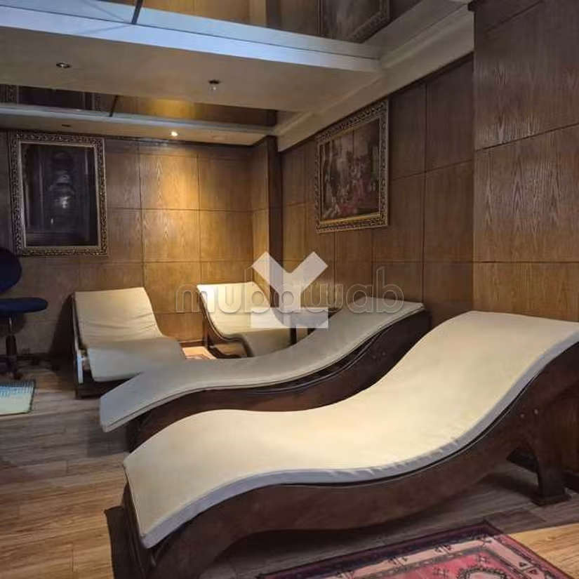 Commercial space for sale of 150.0 m² in Casablanca, Bourgogne Anfa