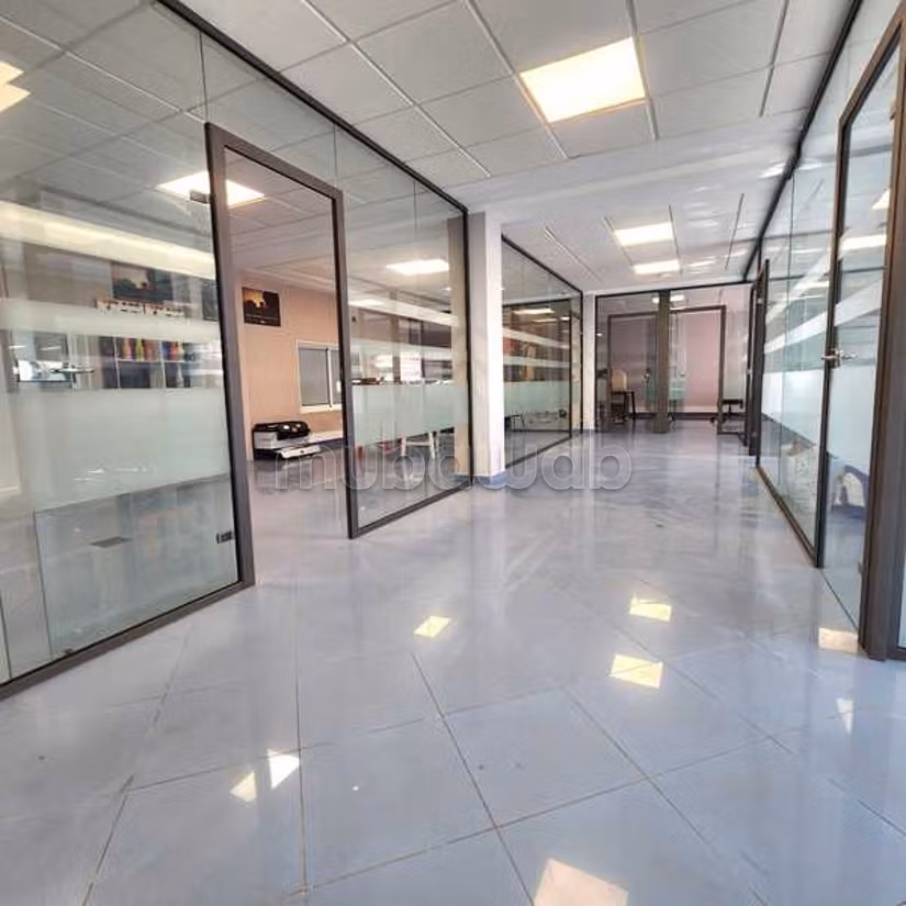 Negozio in affitto di 1101.0 m² a Casablanca, Alsazia Lorena