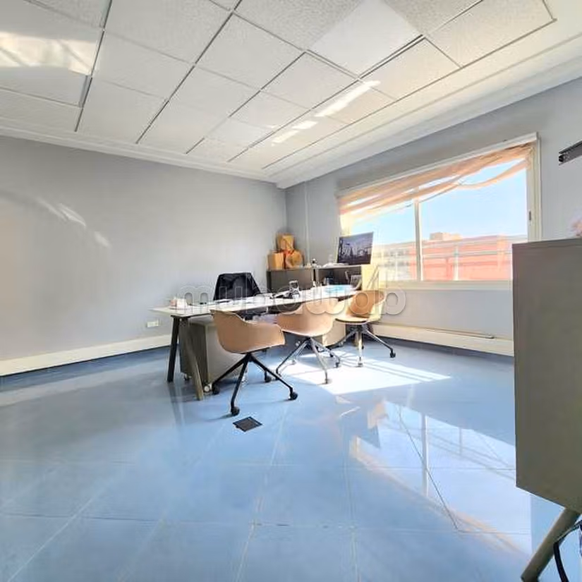 Negozio in affitto di 1101.0 m² a Casablanca, Alsazia Lorena