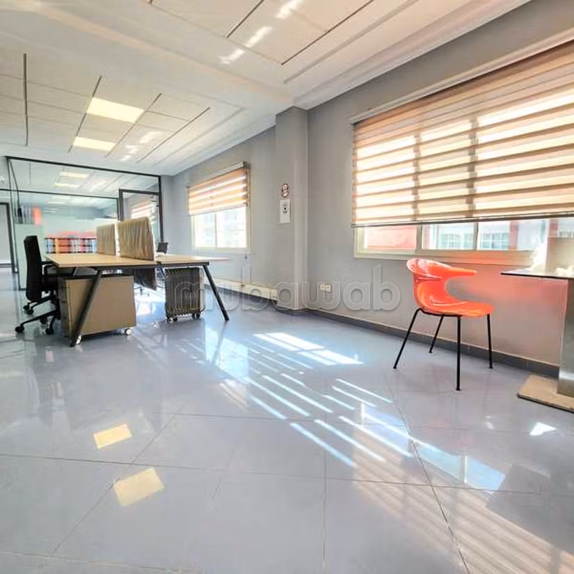 Negozio in affitto di 1101.0 m² a Casablanca, Alsazia Lorena
