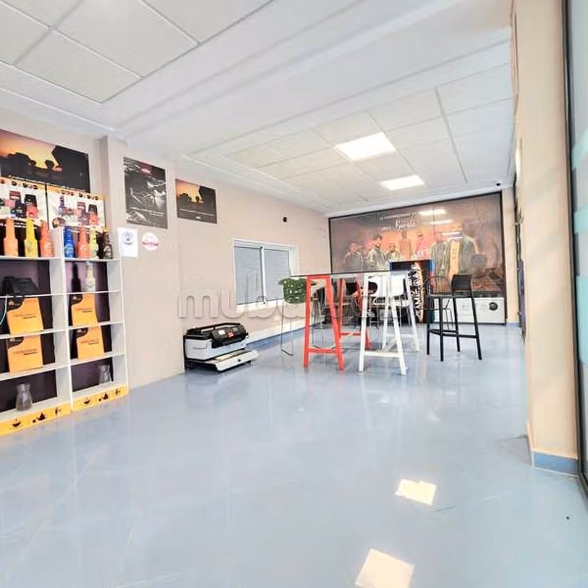 Negozio in affitto di 1101.0 m² a Casablanca, Alsazia Lorena