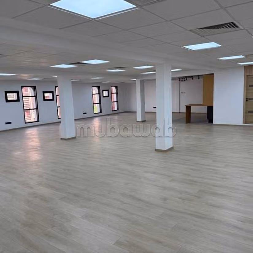 Ufficio in Affitto di 198.0 m² a Marrakech, Gueliz