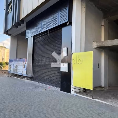 Local commercial à Louer de 124.0 m² à Casablanca, Hay Hassani
