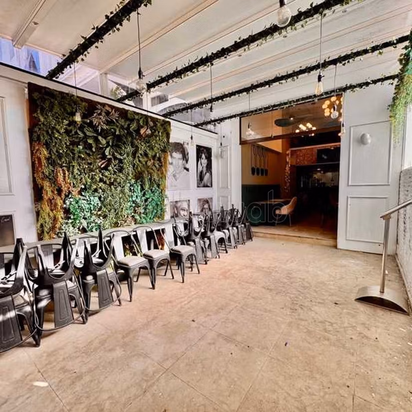 Local comercial en venta de 123,0 m² en Casablanca, Lusitania