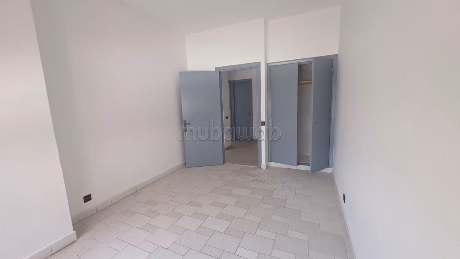 Appartement usage de bureau à louer à l'agdal