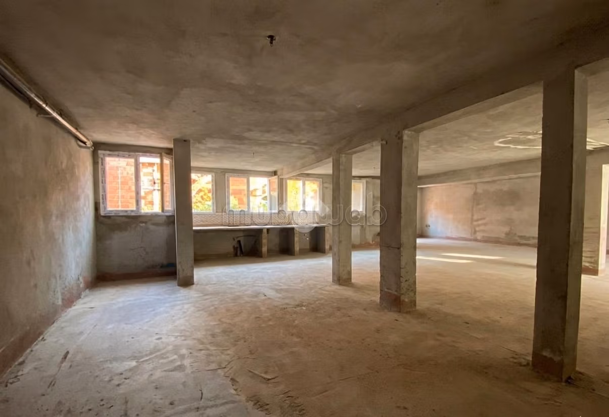 Unfinished villa for sale